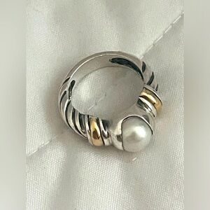 JCG 18k gold with 925 sterling silver and a pearl ring